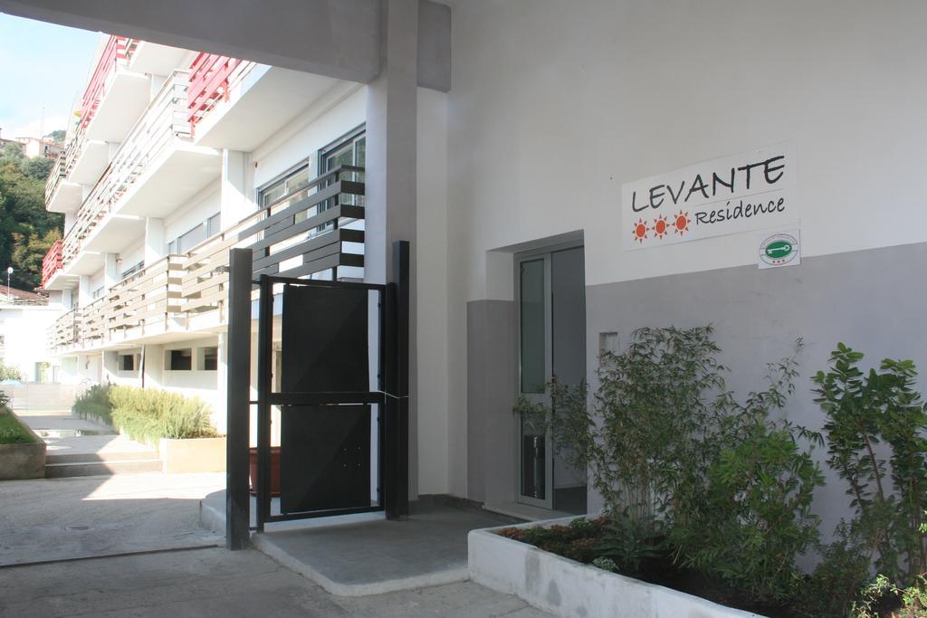 Levante Residence La Spezia Bagian luar foto