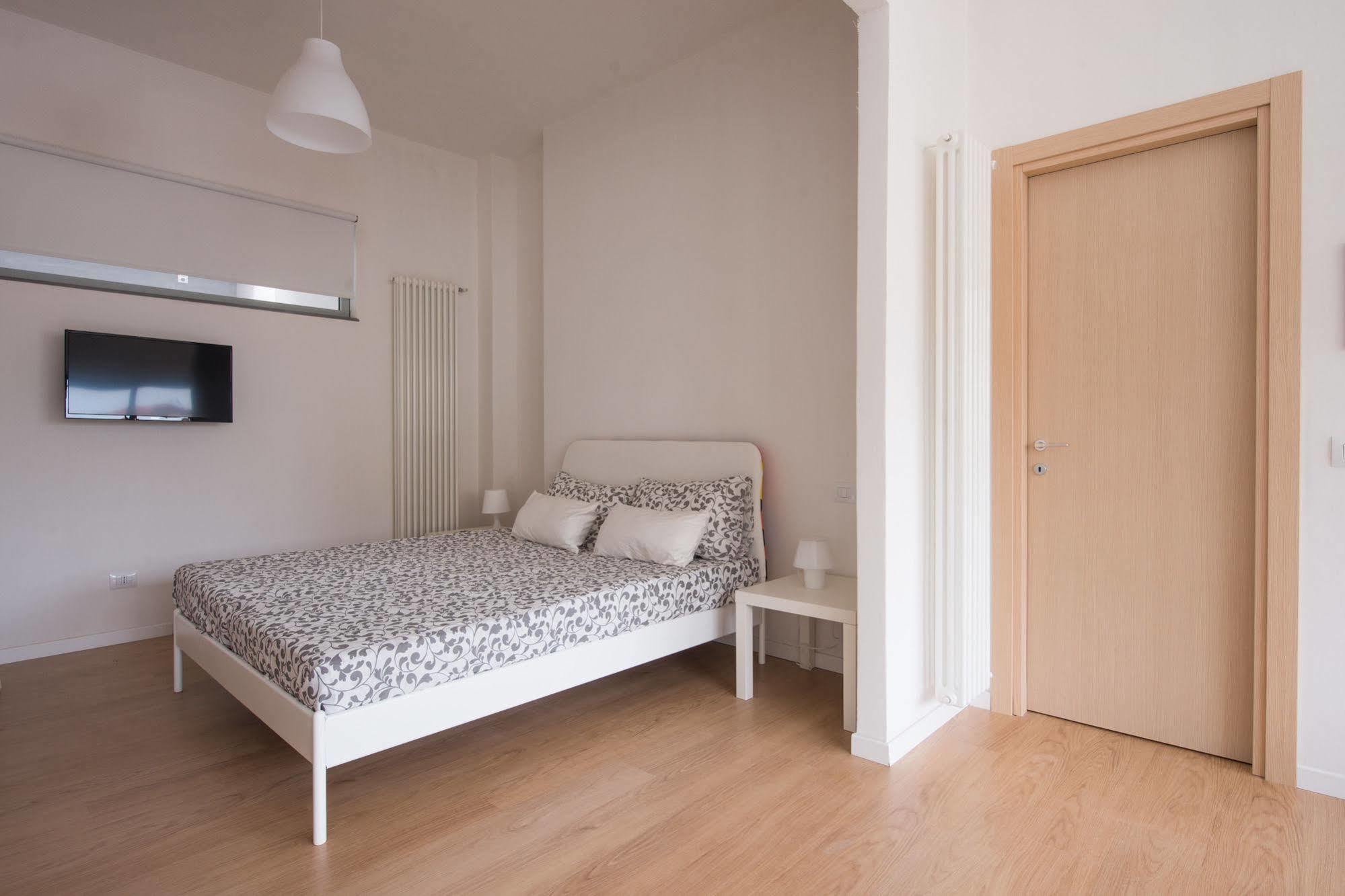 Levante Residence La Spezia Bagian luar foto