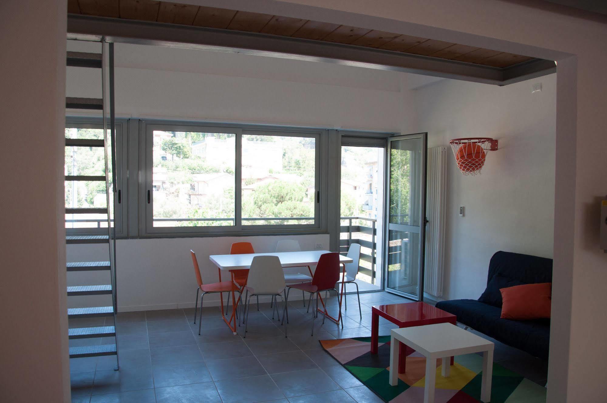 Levante Residence La Spezia Bagian luar foto